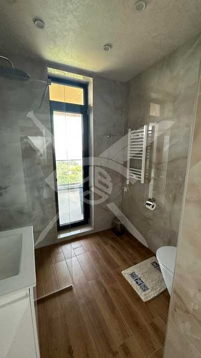 Четиристаен апартамент в района на Галата- 161072