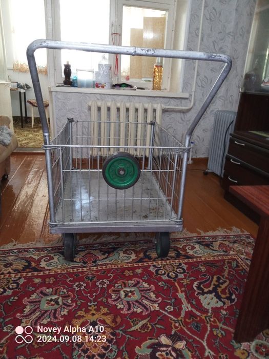 Продам ковёр 3 / 5  б/у в отличном состоянии