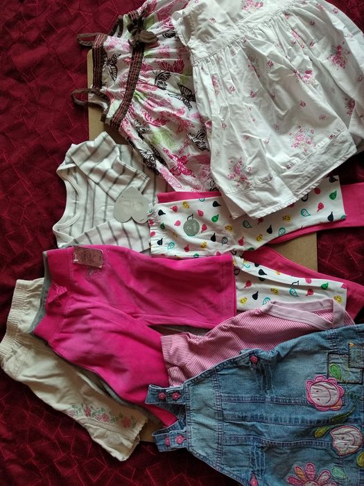 Дрехи от Англия 6-9 месеца