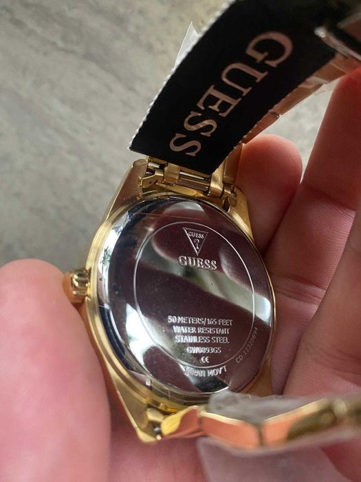 Ceas Guess Nou Auriu