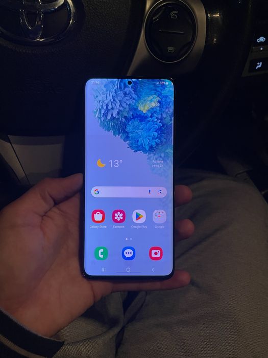 Samsung S20 Plus/128gb Original продам срочно.Состояние хорошее.Торг