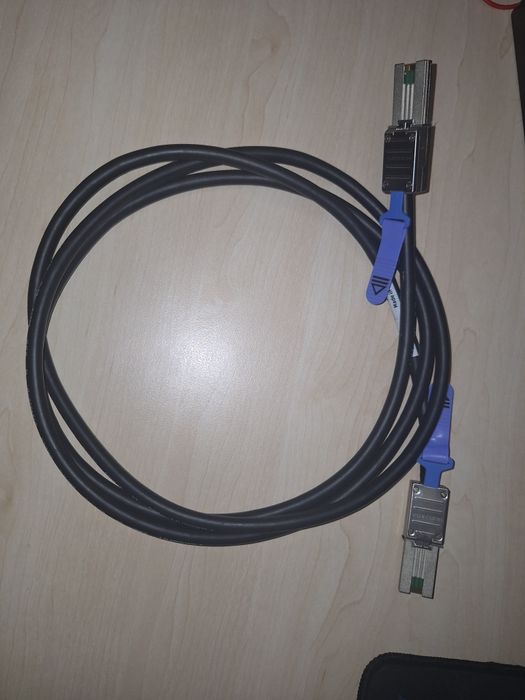 Dell G164P 12DNW Dual Port SAS 6Gbps H și cablu SFF8088