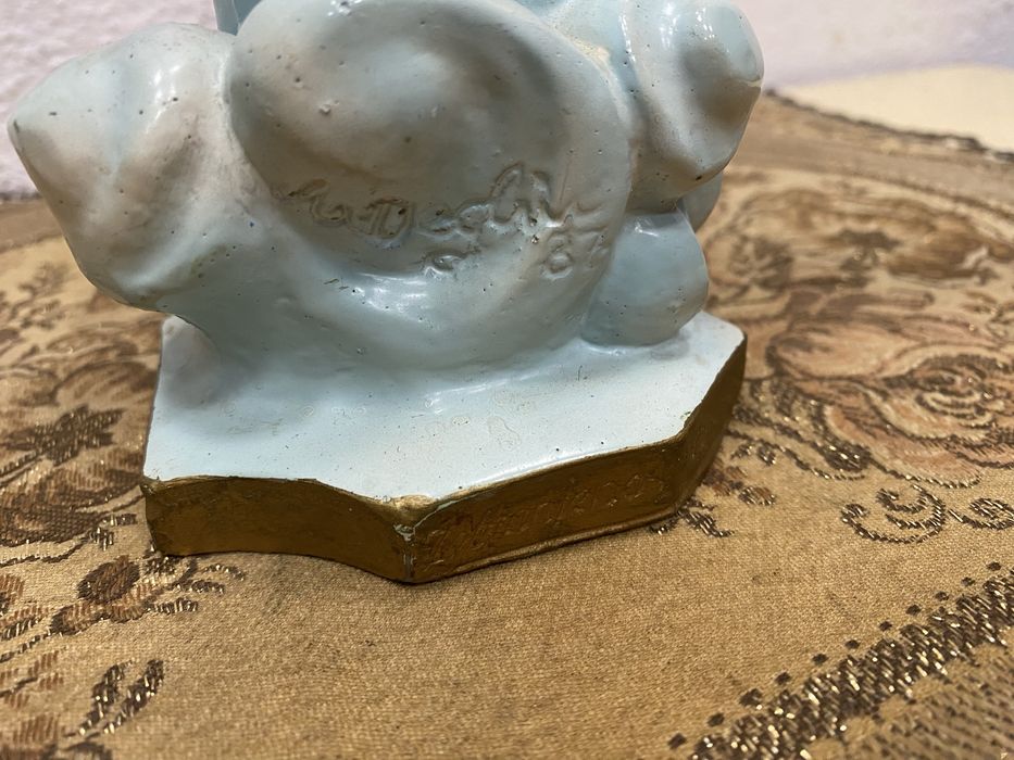 Френска порцеланова фигура дева мария