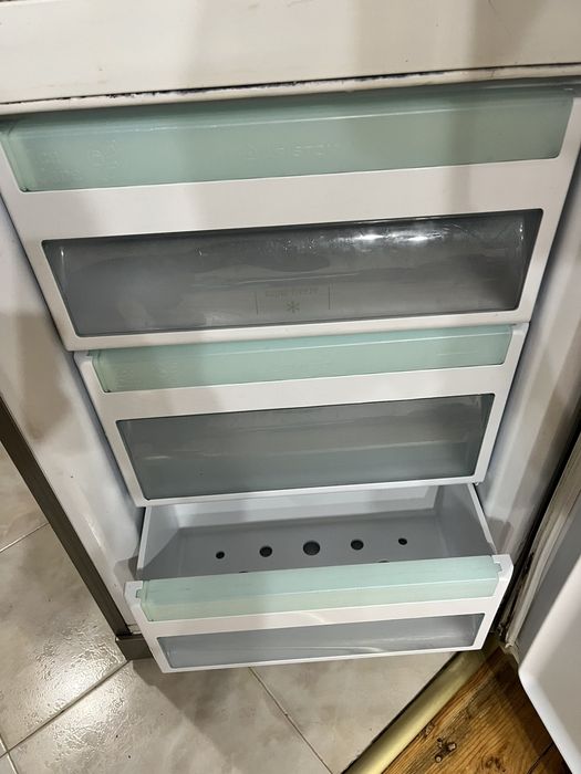 Хладилник Ariston