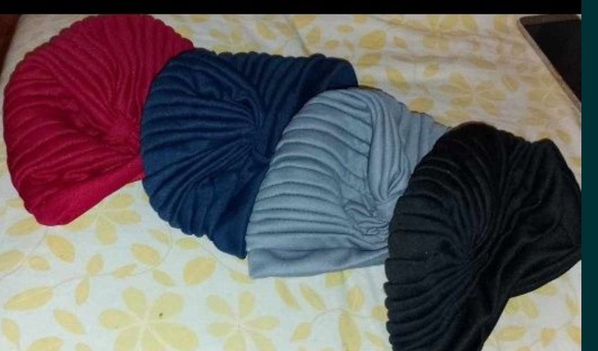 Зимни  модели  мъжки и дамски  шапки и ръкавици