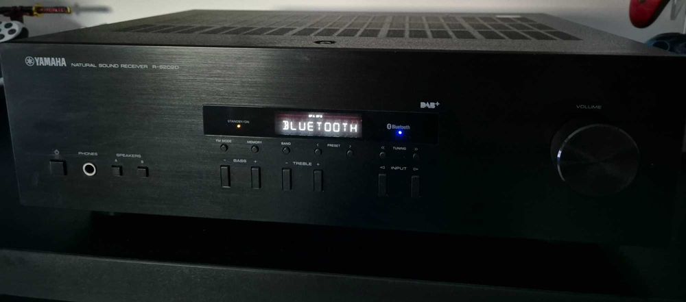Receiver Yamaha R-S202D