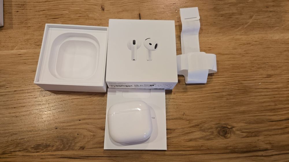 Căști Wireless Apple AirPods Gen 4