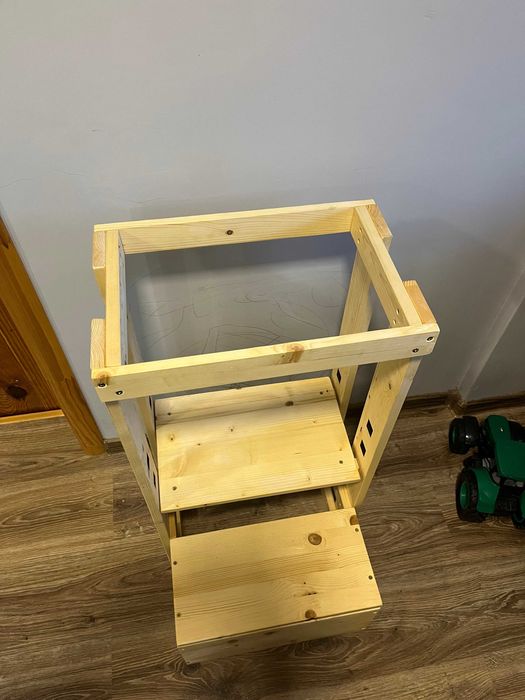 Чисто Нови Монтесори стълба кула