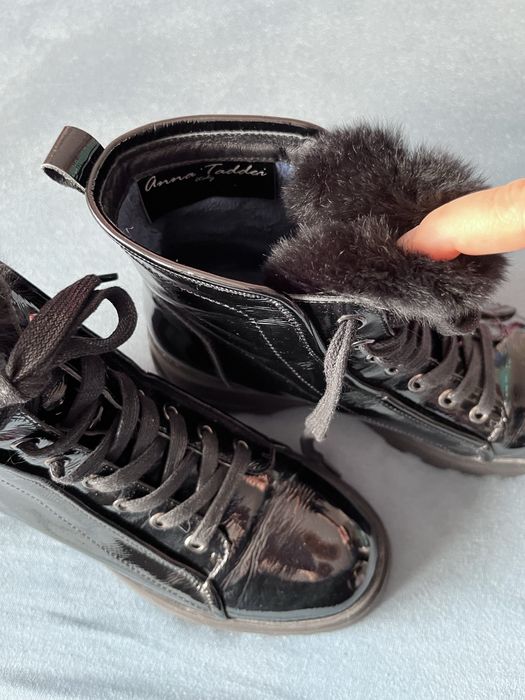 Дамски боти от естествена кожа, лачени