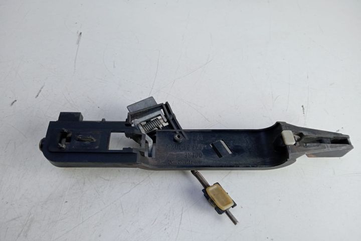 Suport maner dreapta spate   1S71F226B22 Ford Mondeo MK3