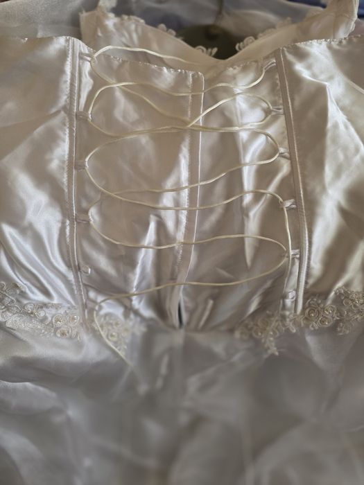 Булченска рокля с обрач