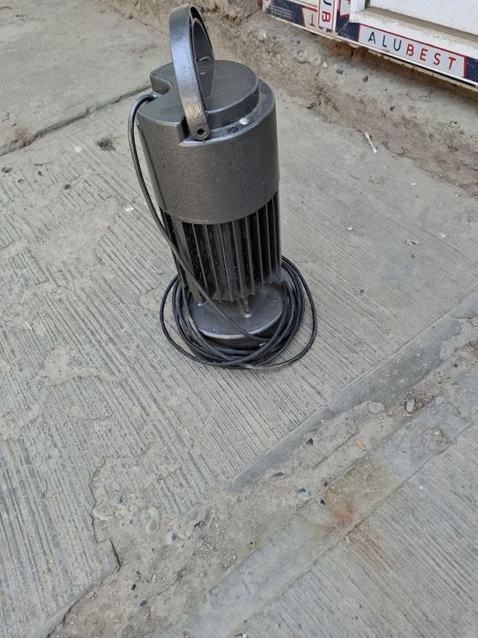 Продаётся водяной насос