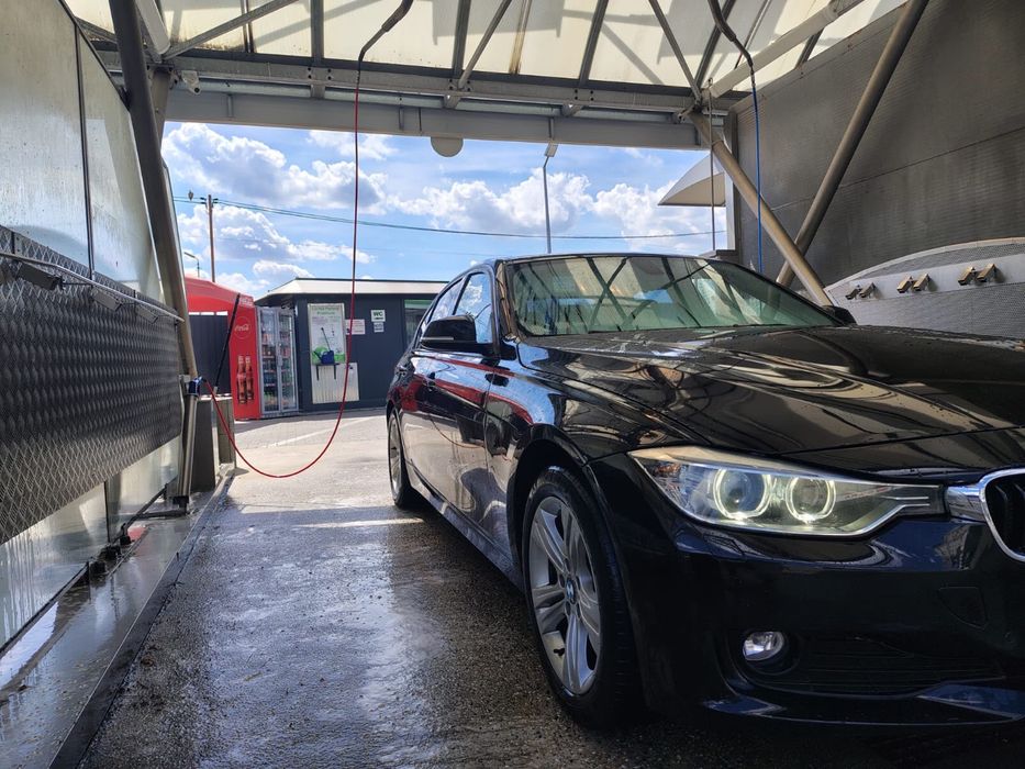 BMW 3 Series 2012