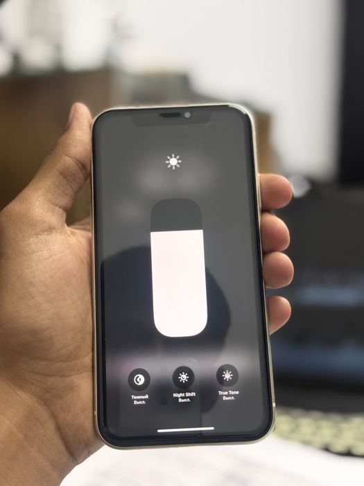 Iphone 11 srochna sotiladi