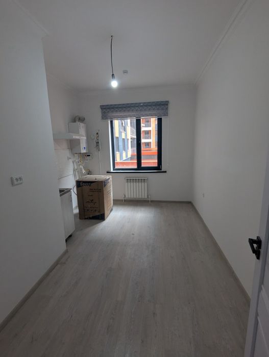 Sergeli sokin makon 1  xonaliy uylarimiz bor