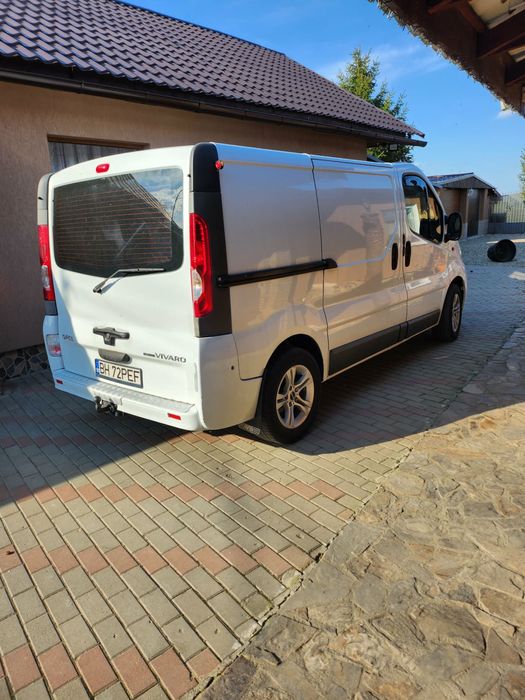 Opel Vivaro 2011
