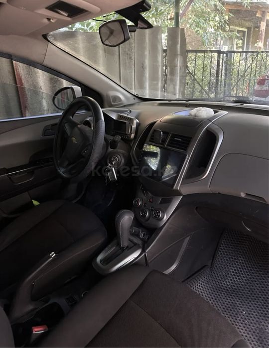 Chevrolet Aveo 2013 год