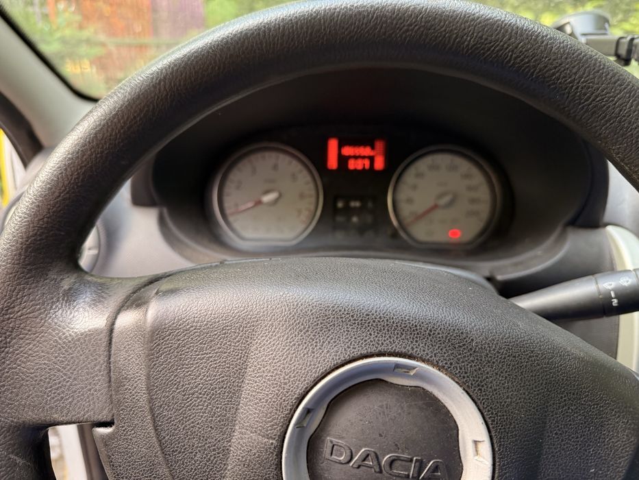 DACIA Logan 2011 — imagine 5
