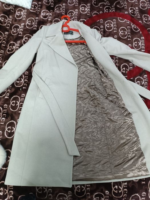 Turetskiy palto sotiladi xolati ideal yangi