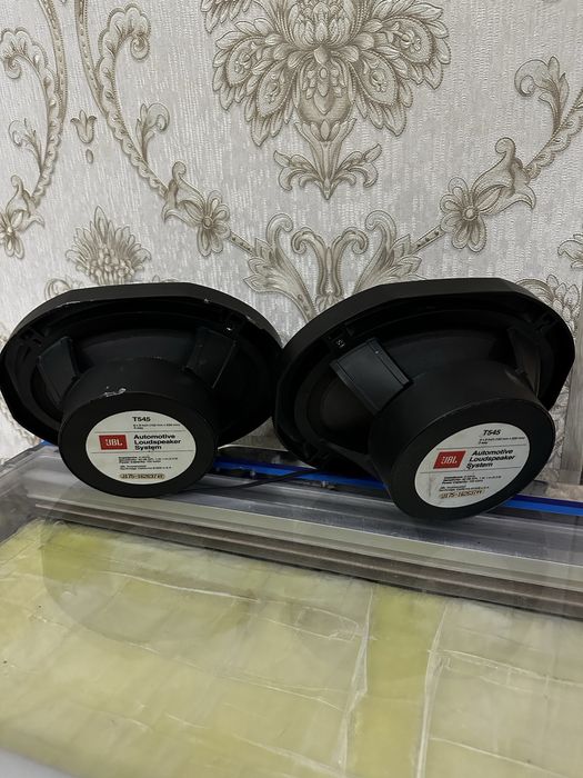JBL оргинал калонка сотилади