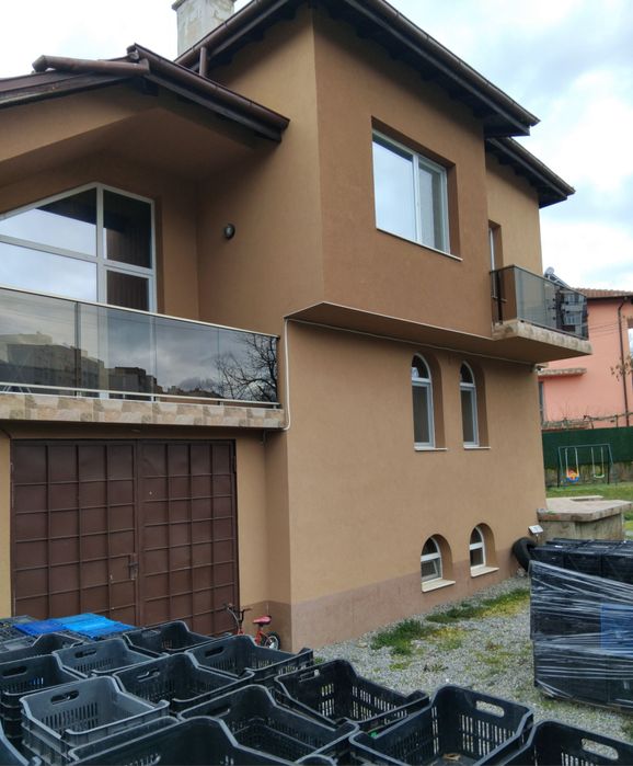 Продава се Къща в Кюстендил, Герена - 235 кв.м за 684 €/кв.м - Снимка #4