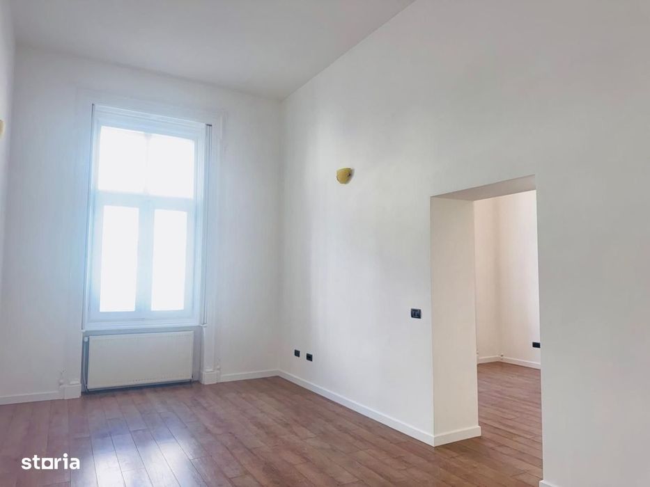 Apartament cu 3 camere, Ultracentral in Palatul Neumann