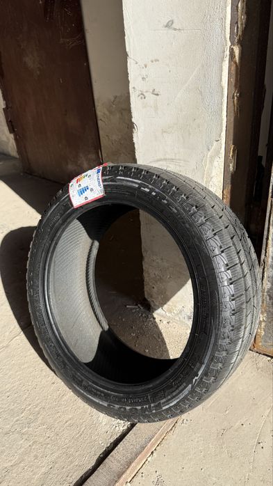 Новая резина 235 45 R18