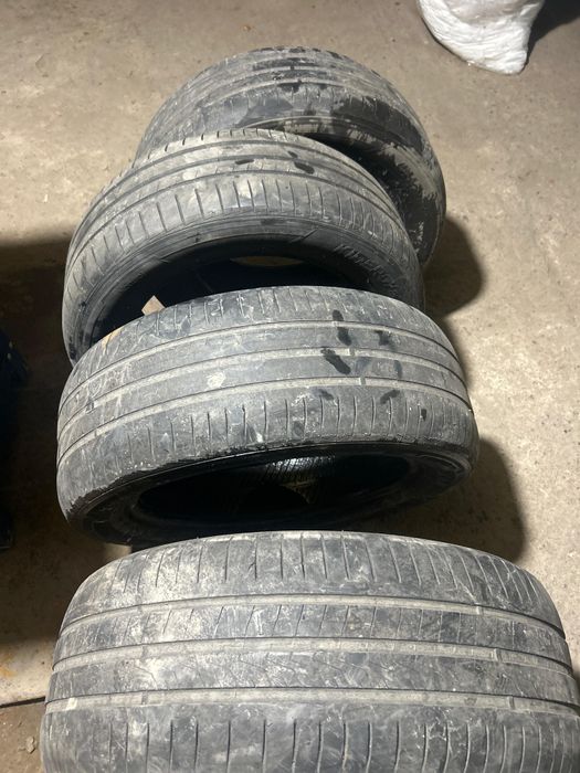 Продам комплект летних шин