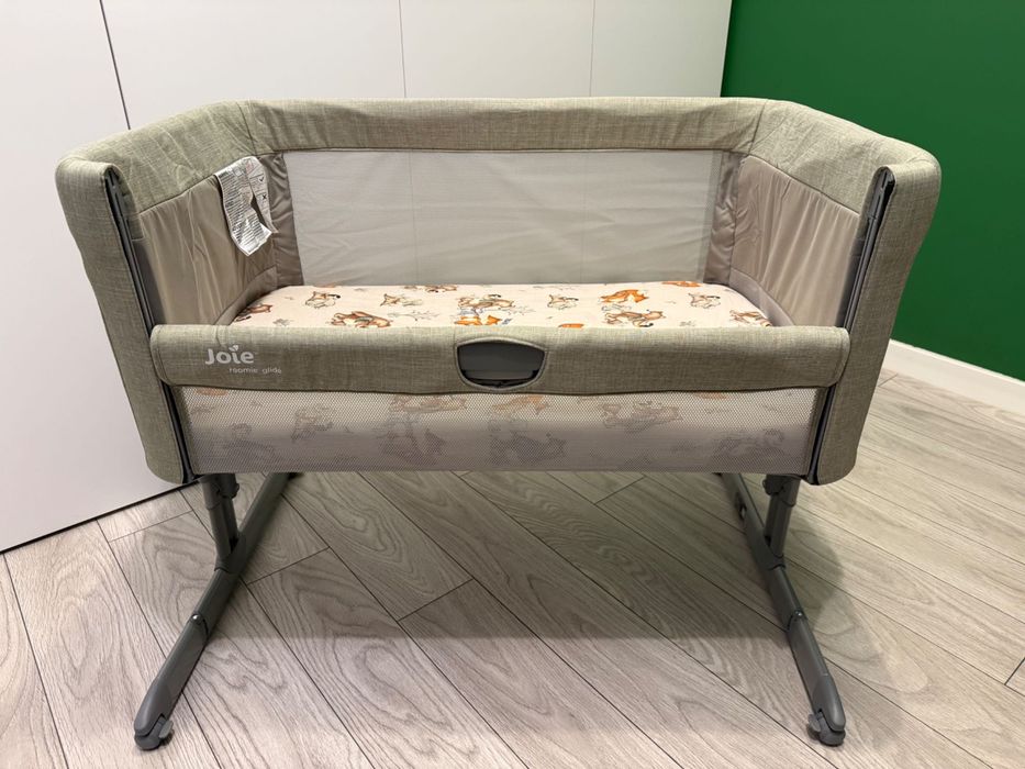Pătuț Joie Roomie Glide