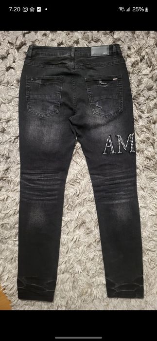 Blugi Amiri cu Diamante (Mărimea 40 EUR)