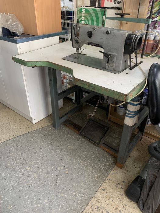 Швейная машинка класса 1022М