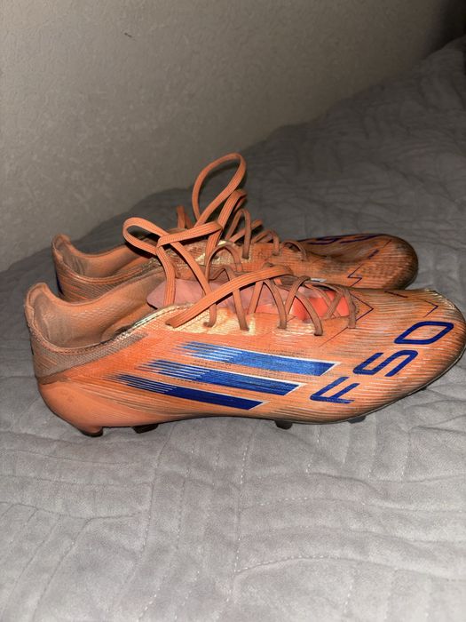 Продаю бутсы Adidas f50