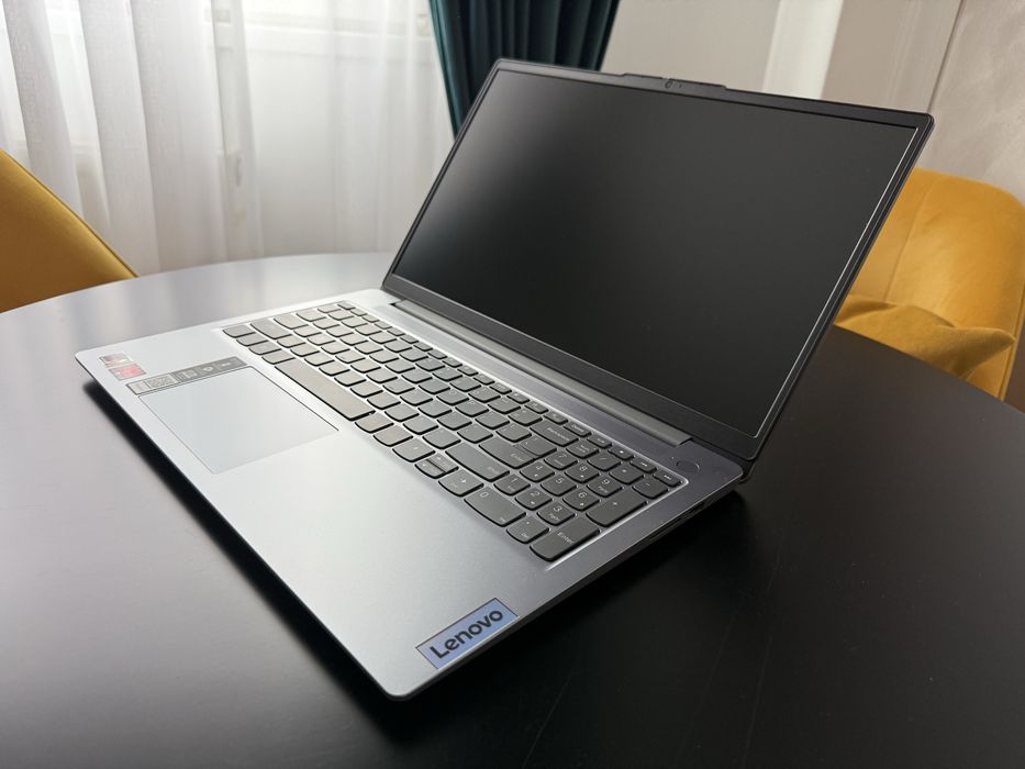 Laptop LENOVO IdeaPad Slim 3, AMD Ryzen 5 7530U, 15.6", 16GB,512GB SSD