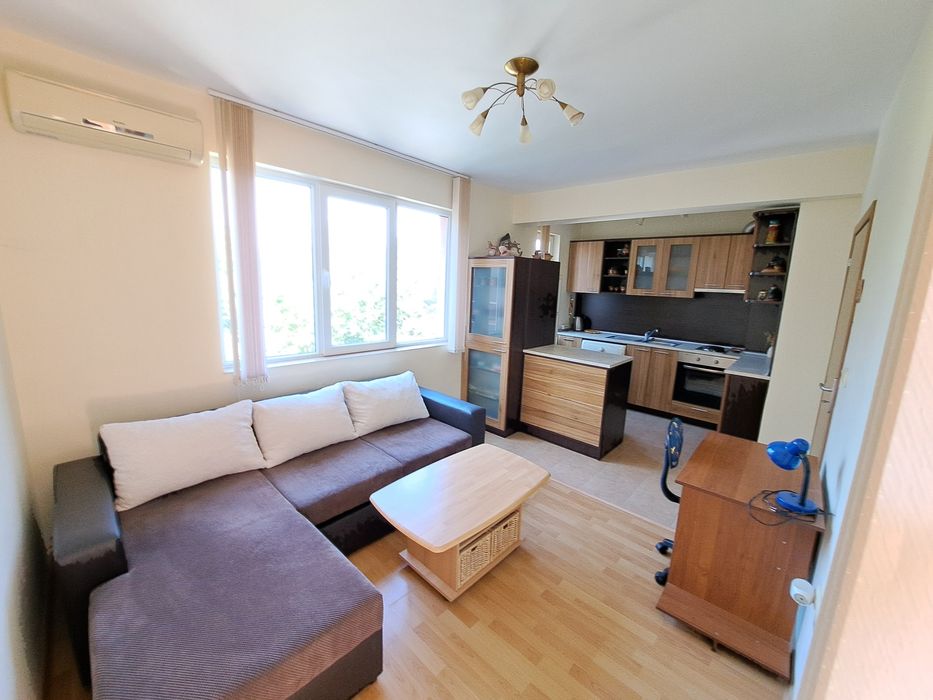 Дава се под наем Двустаен апартамент в к.к. Златни пясъци - 55 кв.м за 500 € - Снимка #3