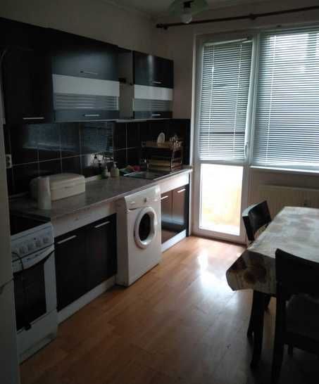 Дава се под наем Двустаен апартамент в Бургас, Зорница - 60 кв.м за 180 € - Снимка #1