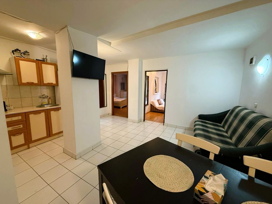 Universitate 3 camere 80 mp