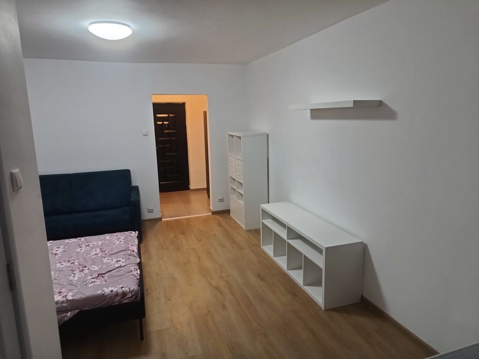 Închiriez garsonieră Metrou Titan parc IOR