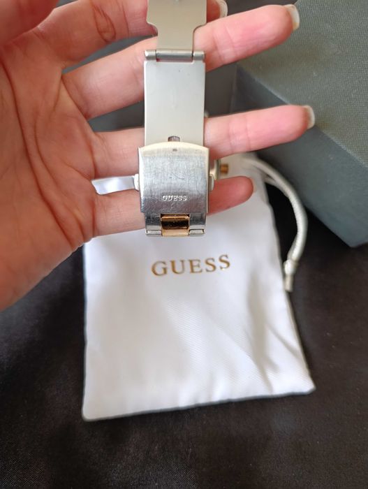 Оригинален часовник Guess унисекс