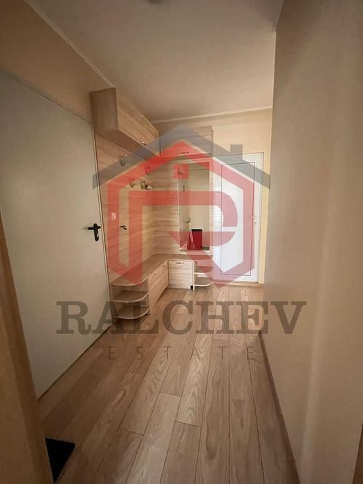 Дава се под наем Тристаен апартамент в Варна, Колхозен пазар - 100 кв.м за 637.5 € - Снимка #6