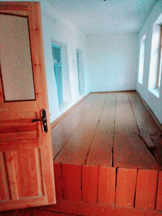 Уй сотилади срочно