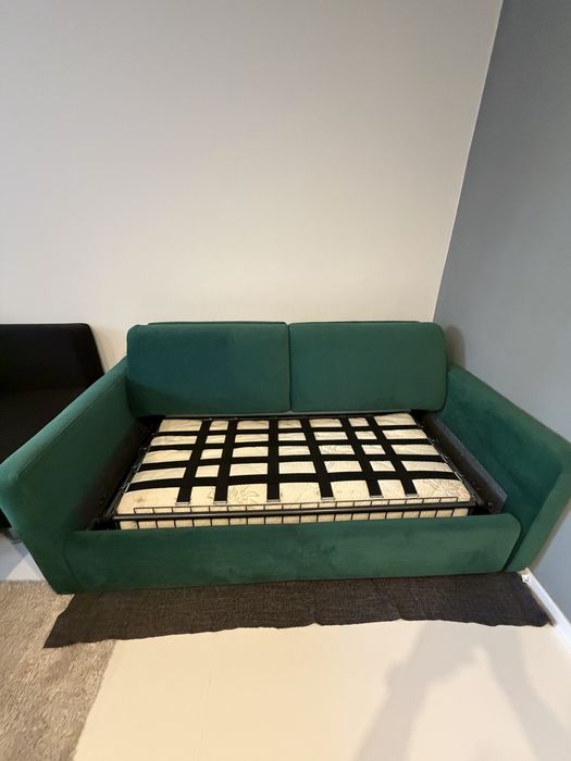 Canapea extensibilă verde