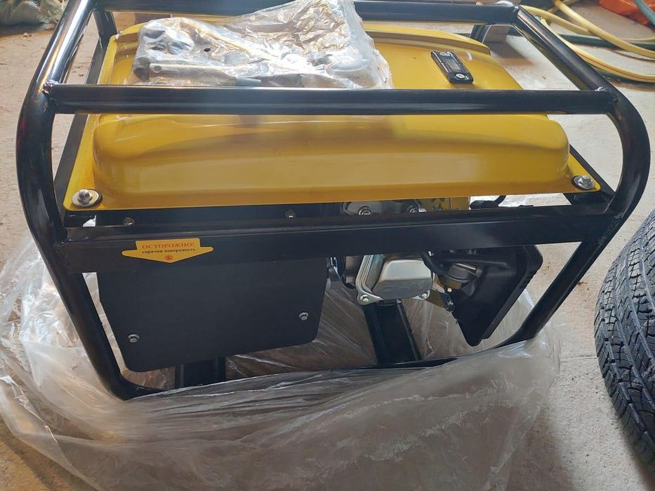 Бензиновый Генератор