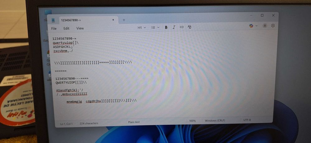 Laptop Dell I5 gen 8 barebone - fara memorie, ssd, baterie, incarcator