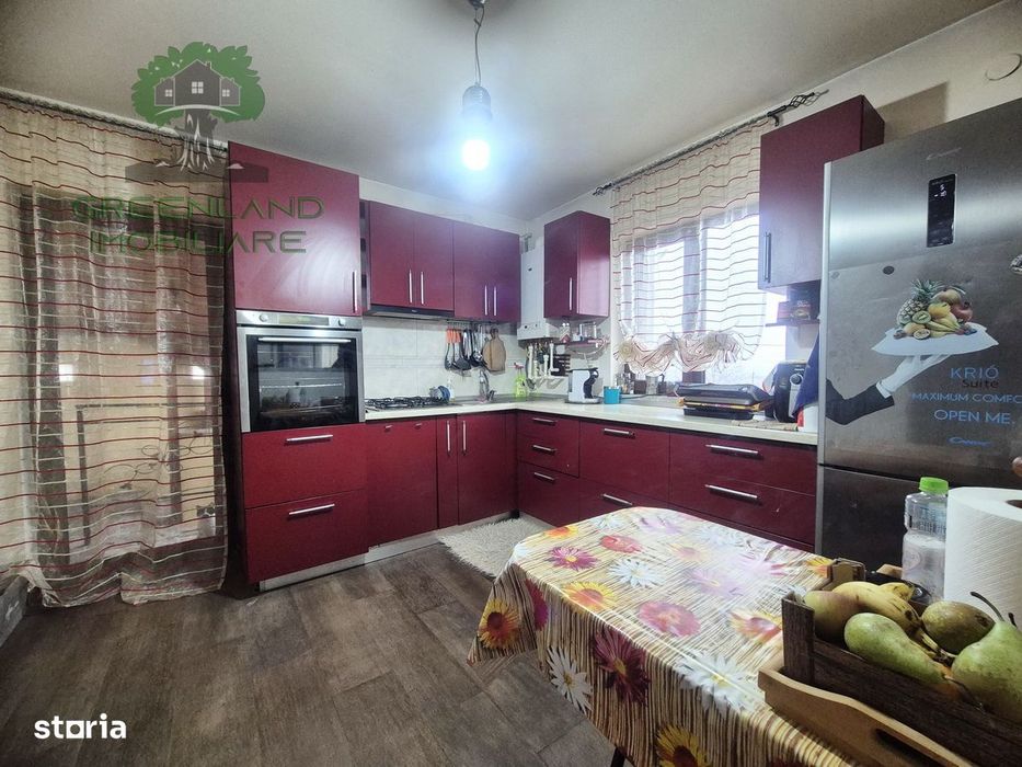 CASA P+E 4 camere, 2 bai, 107mp, teren 250mp, langa statie, HORPAZ
