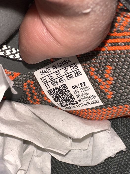 Adidas Yeezy Carbon Beluga V2 , marimea 45