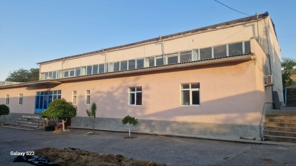 НЕЖЛОЙ Склад Продаются 3 - Гектар Первый Линия Город Жиззах Центра