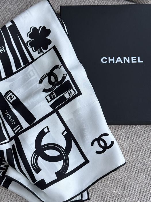 Шалове chanel и dior