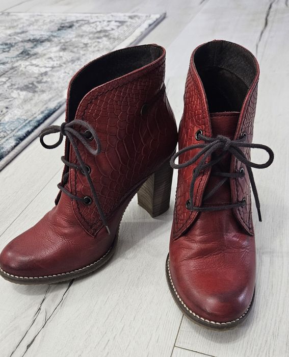 Botine / Ghete din piele Ravalle 39