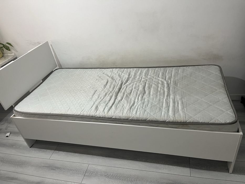 Продам кровать новая