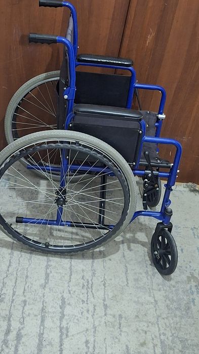 Инвалидная коляска